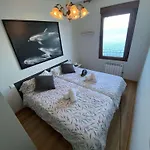 Durmiendo Con El Mar *